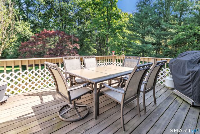 379 Waverly Road, Shelton, CT 06484