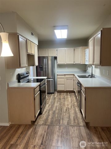 5718 S Grove Drive, Mukilteo, WA 98275
