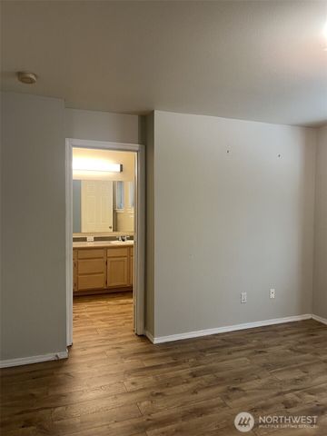 5718 S Grove Drive, Mukilteo, WA 98275