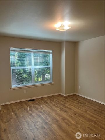 5718 S Grove Drive, Mukilteo, WA 98275