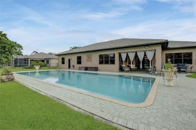 4053 SW 141st Avenue, Davie, FL 33330