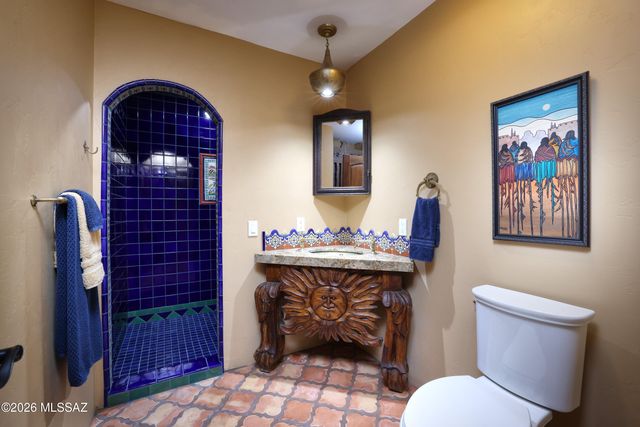 8915 N Hopdown Avenue, Tucson, AZ 85742