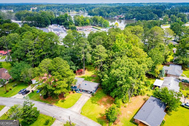 103 Shannon Drive, Carrollton, GA 30117