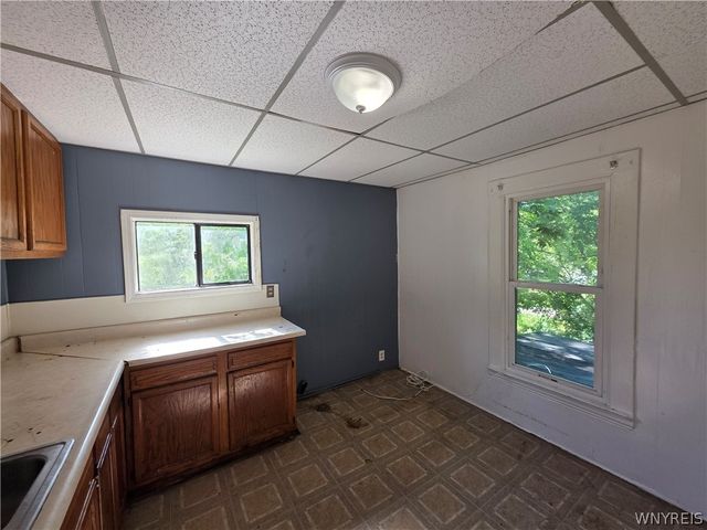 2430 Cudaback Avenue, Niagara Falls, NY 14303
