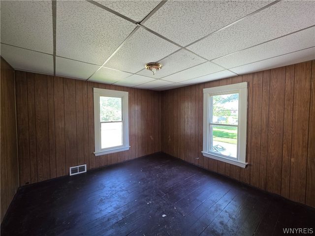 2430 Cudaback Avenue, Niagara Falls, NY 14303