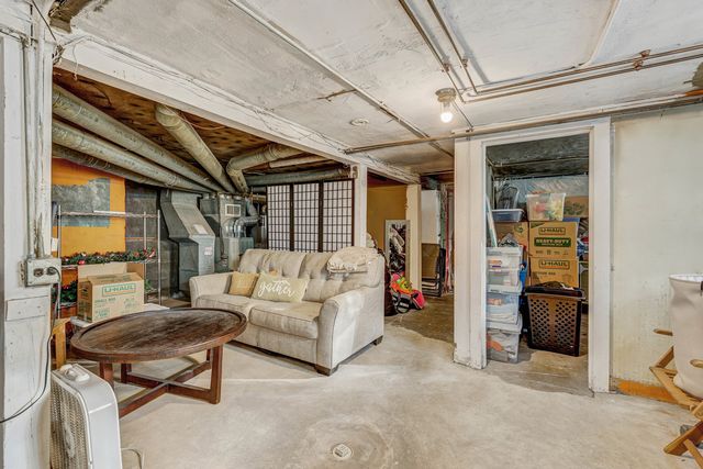 2211 Foster Street, Evanston, IL 60201