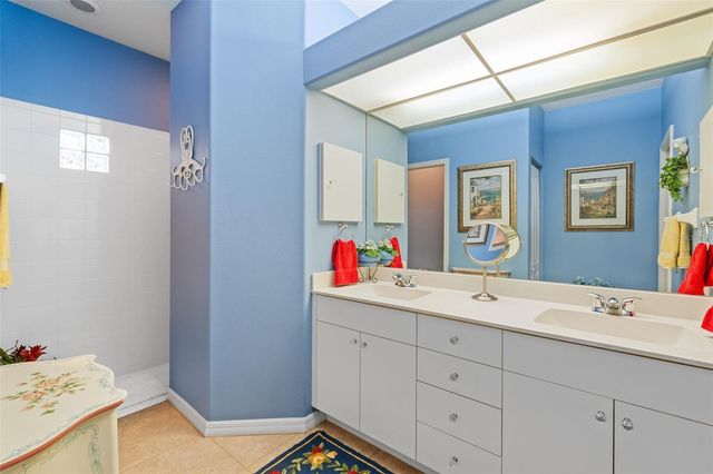 905 BARCLAY COURT, Venice, FL 34293