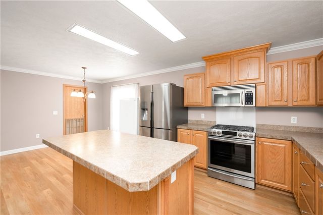 605 Amy Ln, Center Twp, PA 16001