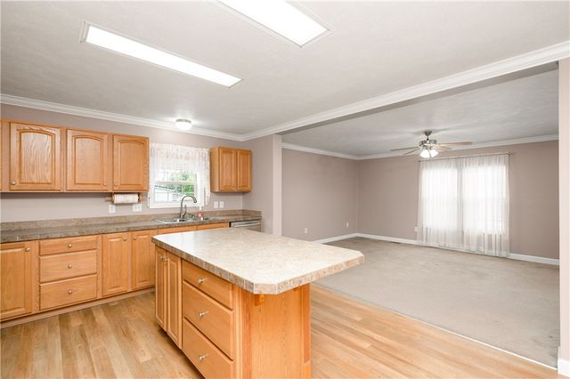 605 Amy Ln, Center Twp, PA 16001