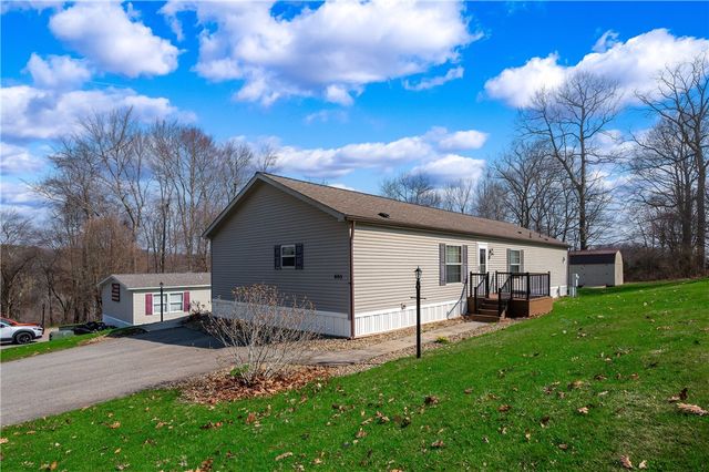 605 Amy Ln, Center Twp, PA 16001
