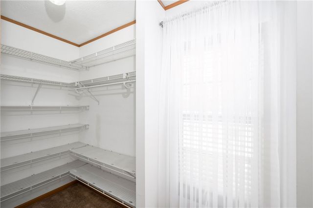 605 Amy Ln, Center Twp, PA 16001