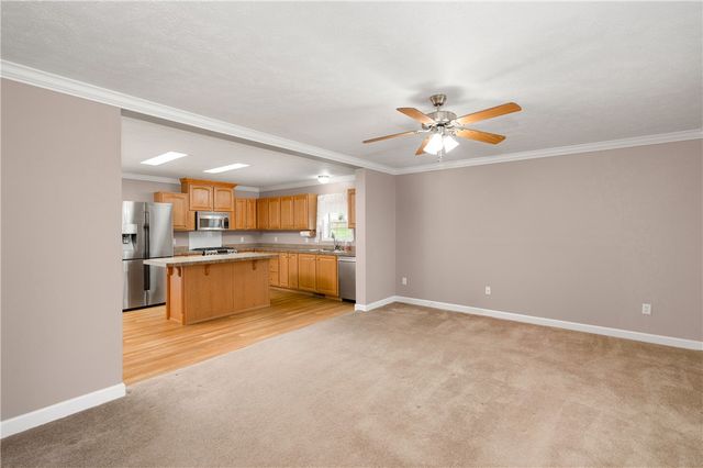 605 Amy Ln, Center Twp, PA 16001