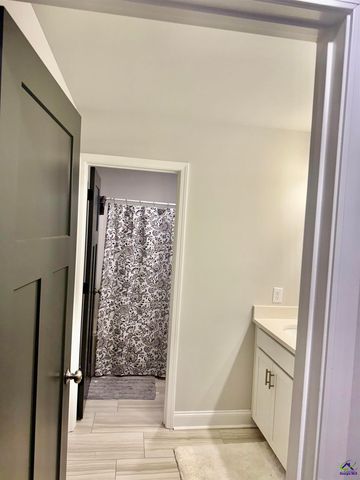 248 Oakley Court, Bonaire, GA 31005