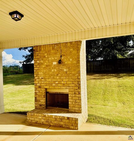 248 Oakley Court, Bonaire, GA 31005