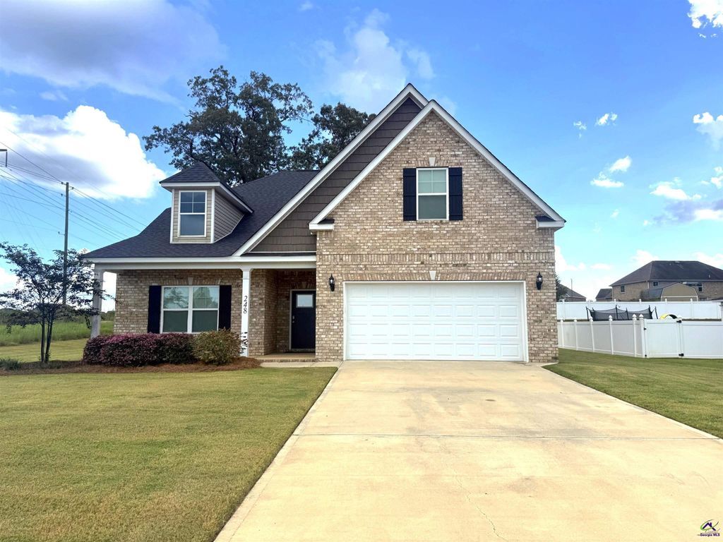 248 Oakley Court, Bonaire, GA 31005