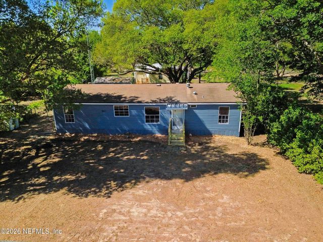 145 DAWSON Drive, Interlachen, FL 32148