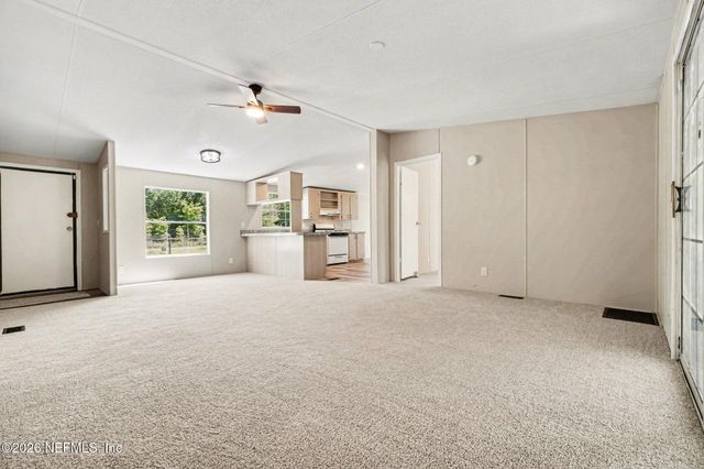 145 DAWSON Drive, Interlachen, FL 32148