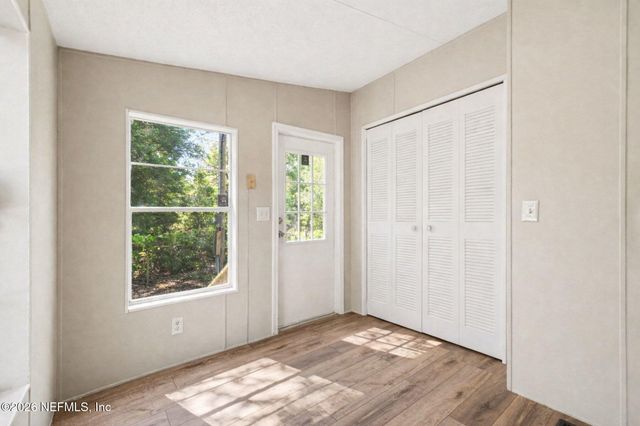 145 DAWSON Drive, Interlachen, FL 32148