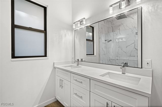 1916 Jefferson AVE, Fort Myers, FL 33901