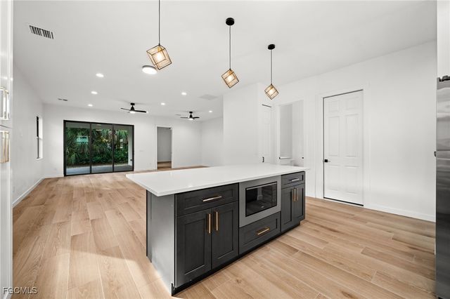 1916 Jefferson AVE, Fort Myers, FL 33901