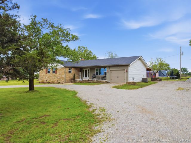 10104 E 136th Street N, Collinsville, OK 74021