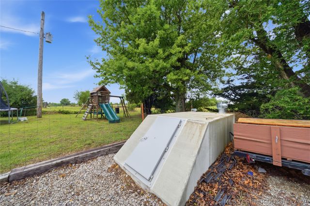 10104 E 136th Street N, Collinsville, OK 74021