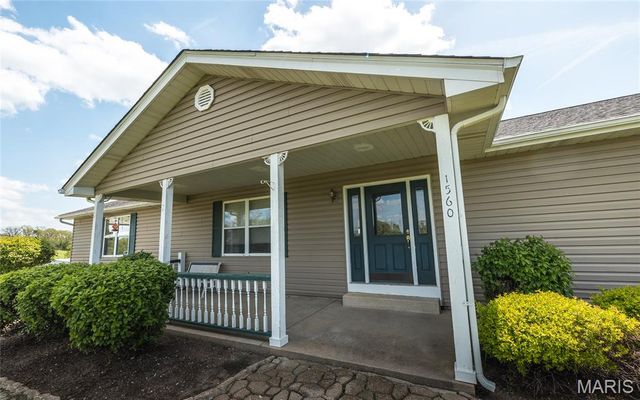 1560 Hinson Lane, St Clair, MO 63077