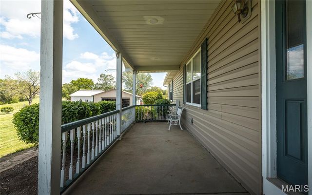 1560 Hinson Lane, St Clair, MO 63077
