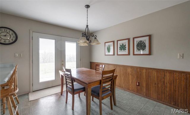 1560 Hinson Lane, St Clair, MO 63077