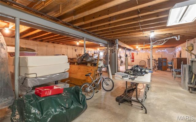 1560 Hinson Lane, St Clair, MO 63077