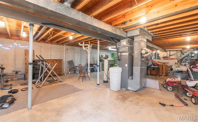 1560 Hinson Lane, St Clair, MO 63077