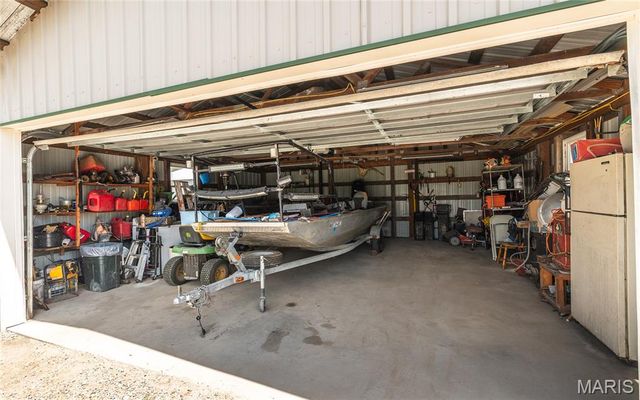 1560 Hinson Lane, St Clair, MO 63077