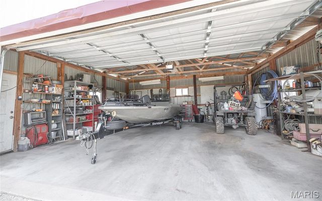 1560 Hinson Lane, St Clair, MO 63077