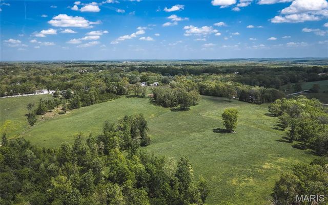 1560 Hinson Lane, St Clair, MO 63077