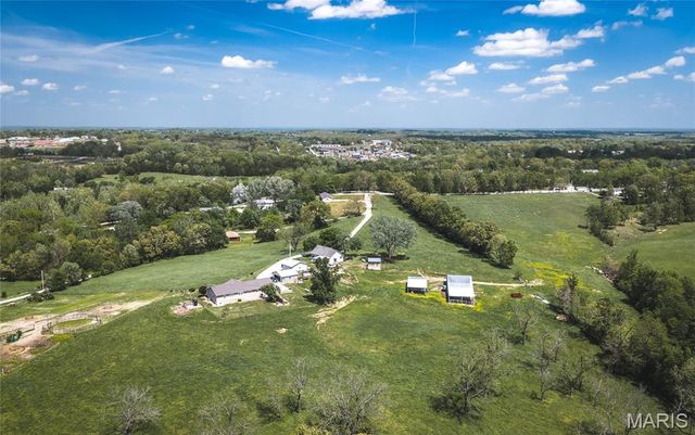 1560 Hinson Lane, St Clair, MO 63077