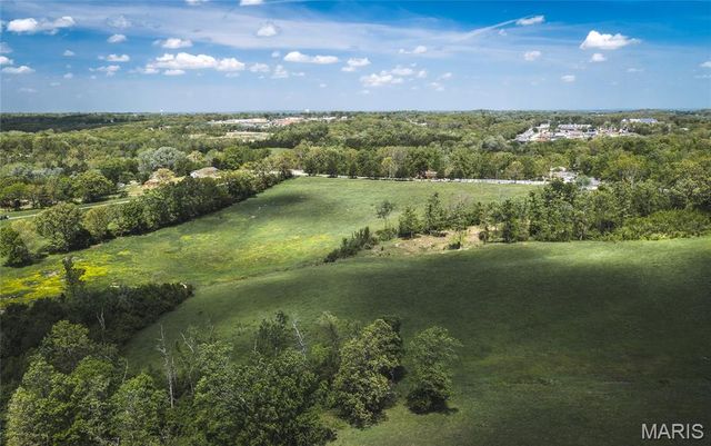 1560 Hinson Lane, St Clair, MO 63077
