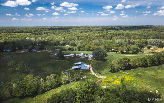 1560 Hinson Lane, St Clair, MO 63077