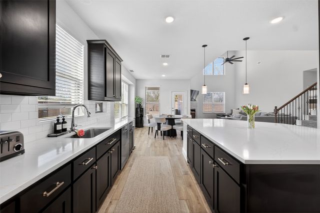 596 Randys Way, Pilot Point, TX 76258