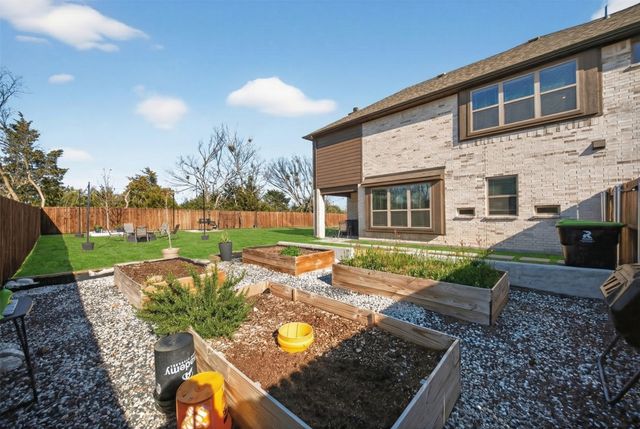 596 Randys Way, Pilot Point, TX 76258