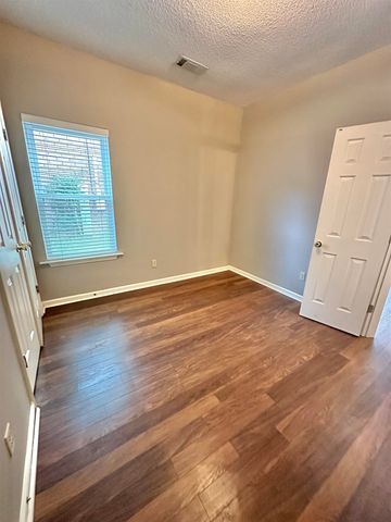 1164 BRADY HOLLOW LN, Cordova, TN 38016