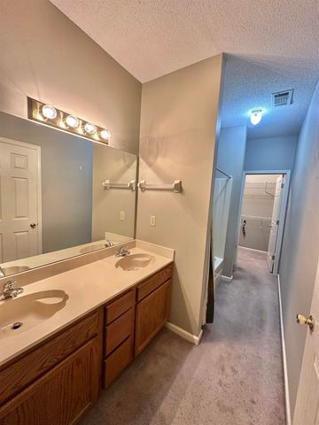 1164 BRADY HOLLOW LN, Cordova, TN 38016