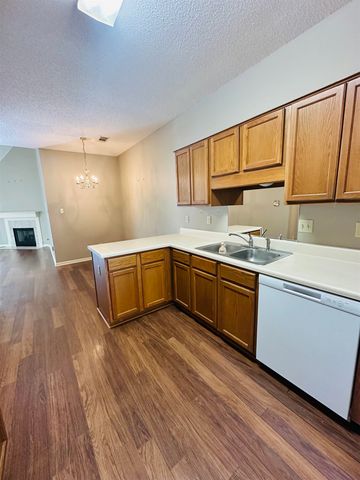 1164 BRADY HOLLOW LN, Cordova, TN 38016