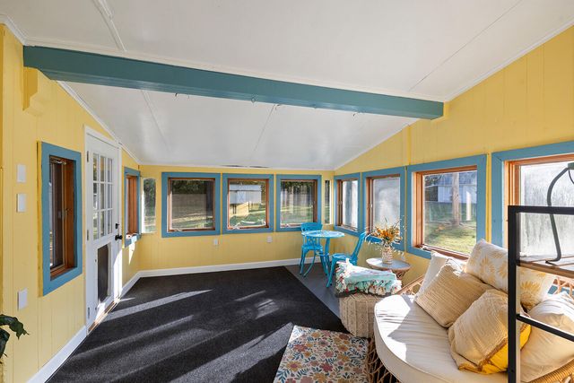 3326 E Independence Street, Springfield, MO 65804