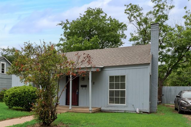 912 Clairemont Avenue, Fort Worth, TX 76103