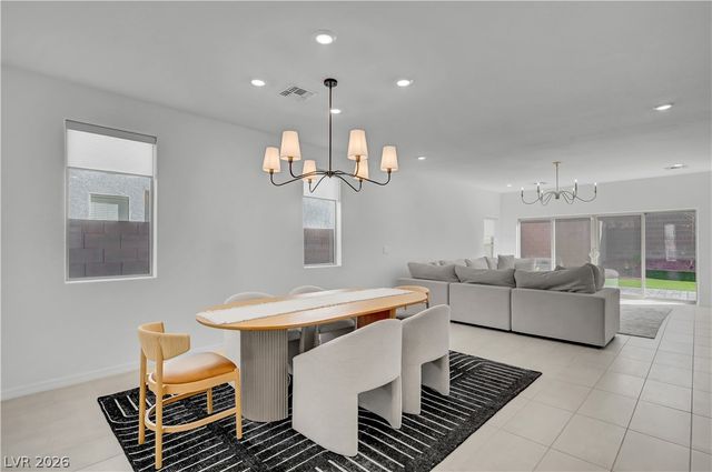 7769 Vibrant Peak Avenue, Las Vegas, NV 89113