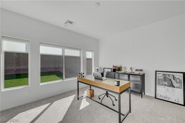 7769 Vibrant Peak Avenue, Las Vegas, NV 89113