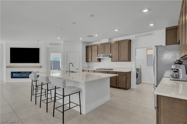 7769 Vibrant Peak Avenue, Las Vegas, NV 89113