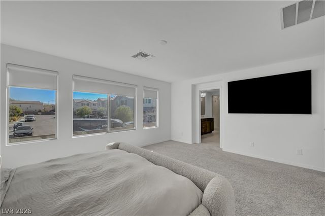 7769 Vibrant Peak Avenue, Las Vegas, NV 89113