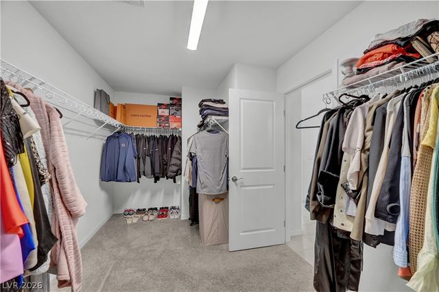 7769 Vibrant Peak Avenue, Las Vegas, NV 89113