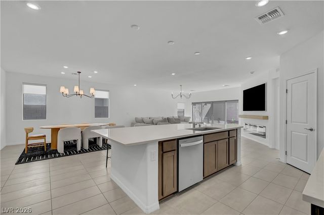 7769 Vibrant Peak Avenue, Las Vegas, NV 89113